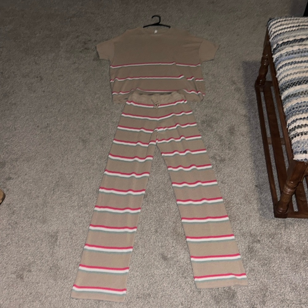 Women’s 2 piece set